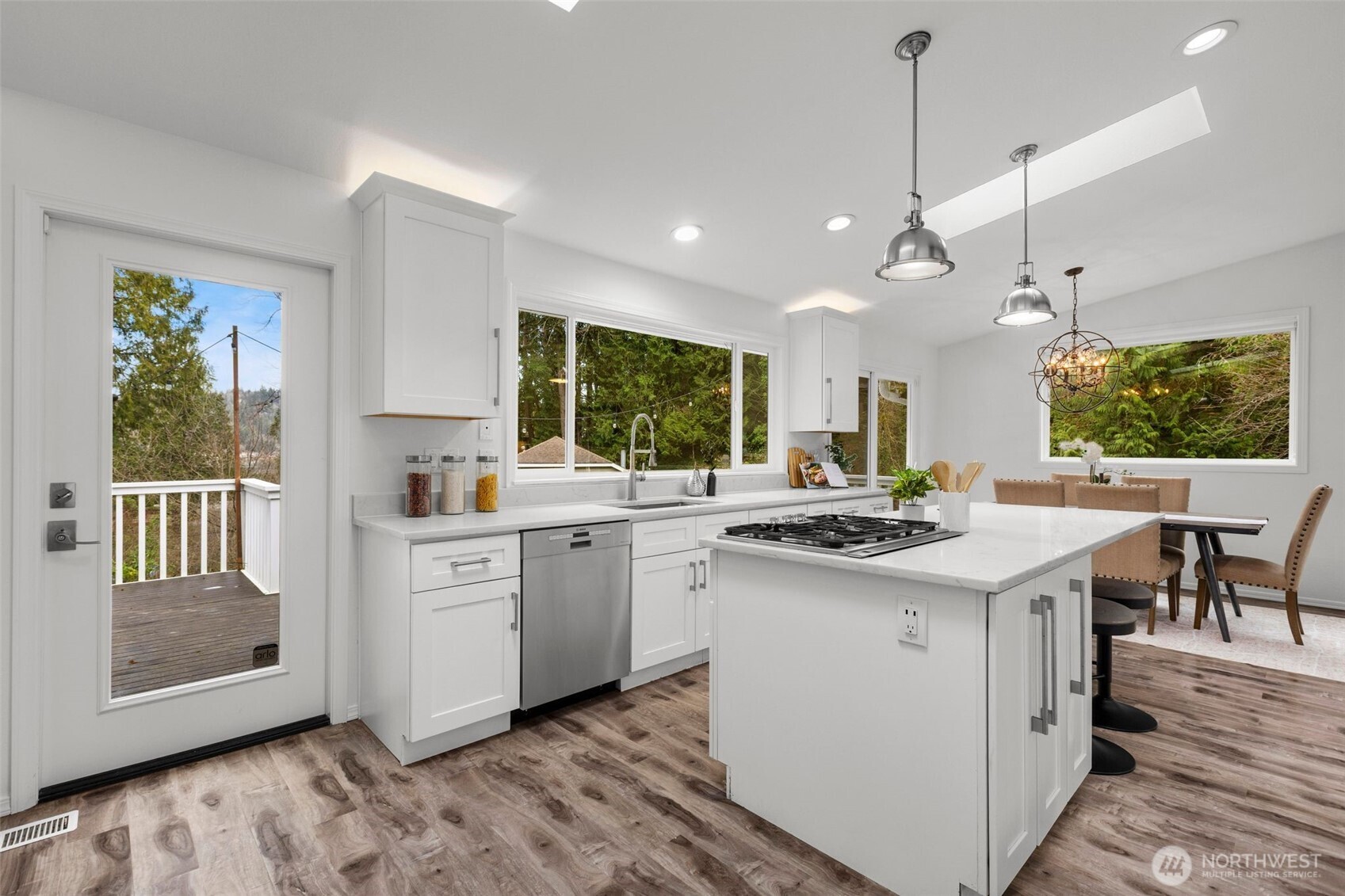 2818 183rd Avenue NE