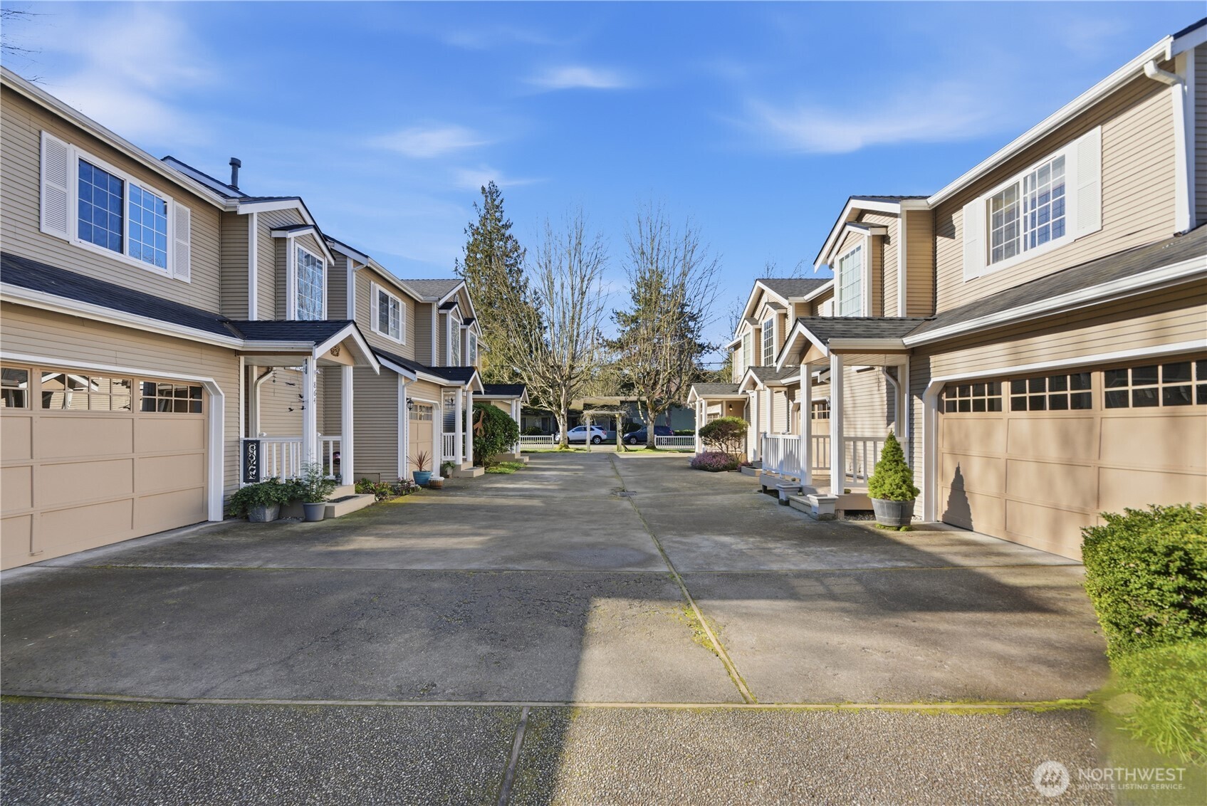 860 2nd Avenue NW Unit: 860