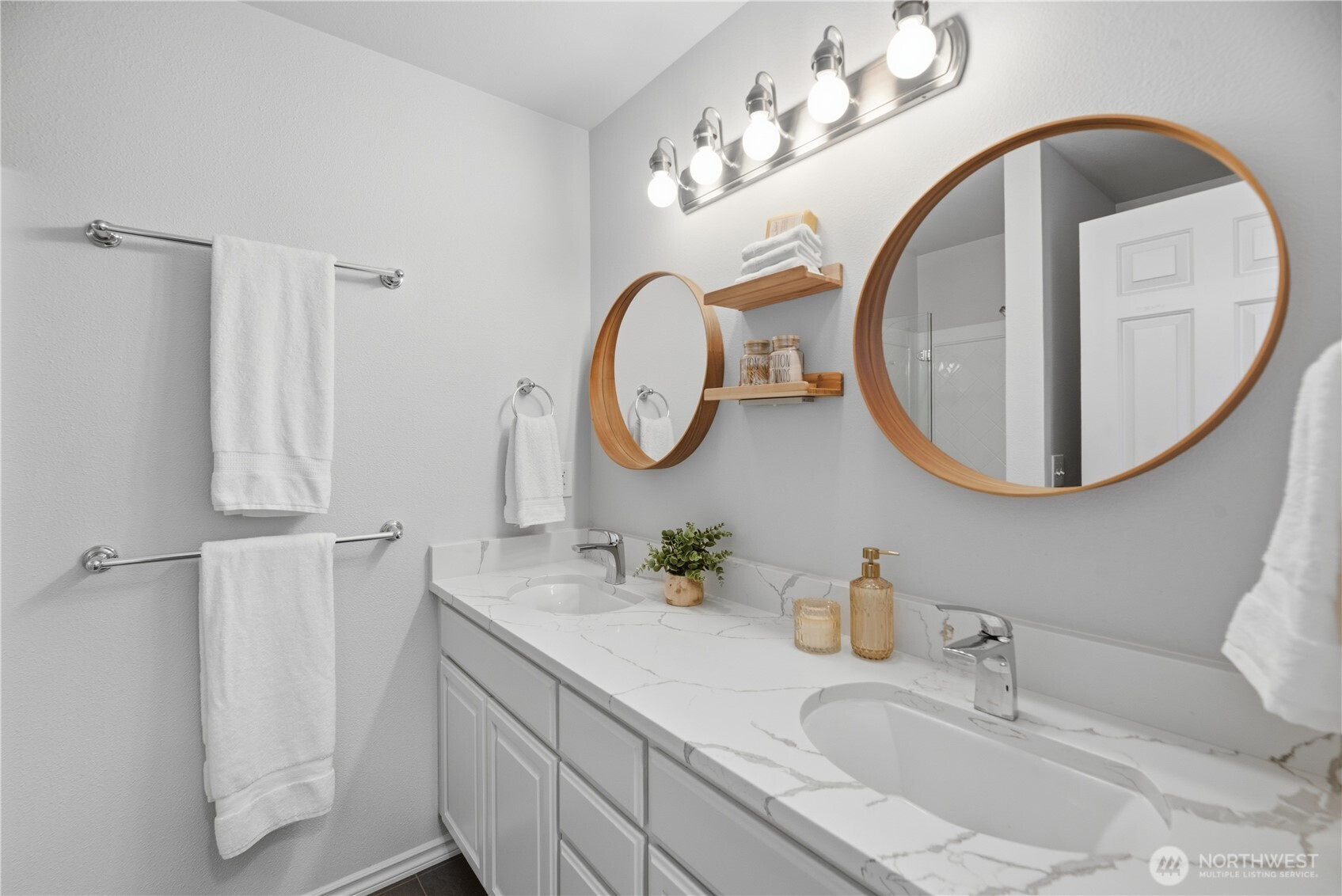 860 2nd Avenue NW Unit: 860