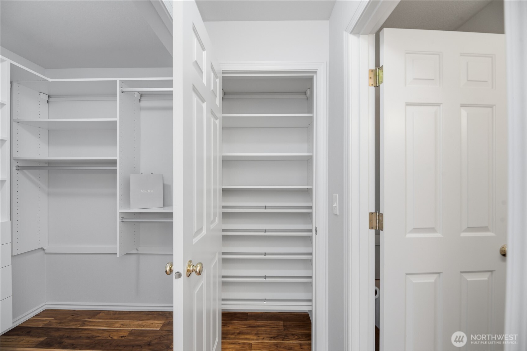 860 2nd Avenue NW Unit: 860