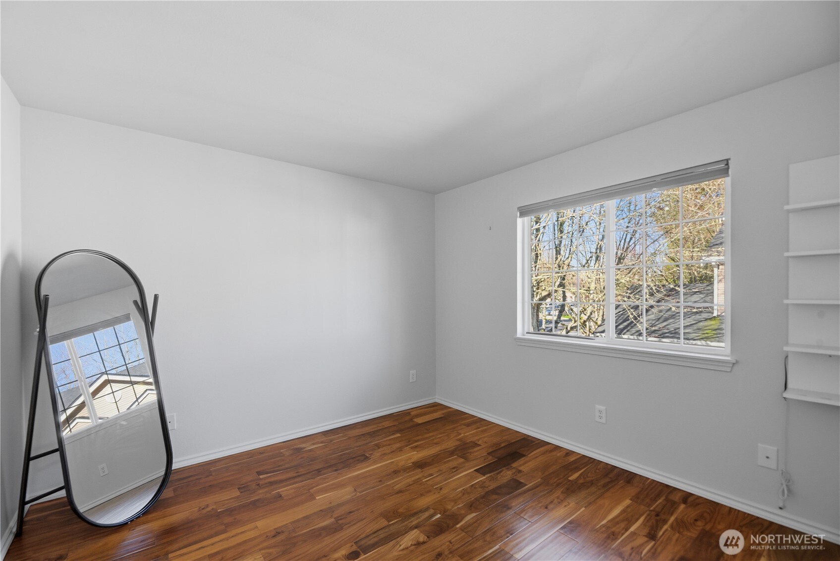 860 2nd Avenue NW Unit: 860