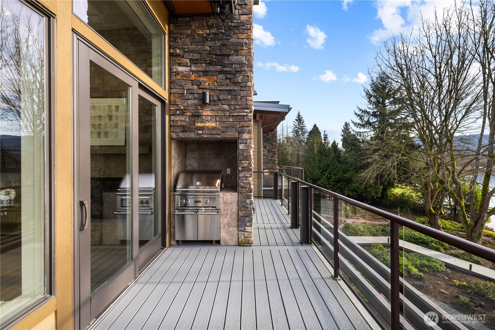 4323 E Lake Sammamish Parkway SE Unit: 4323