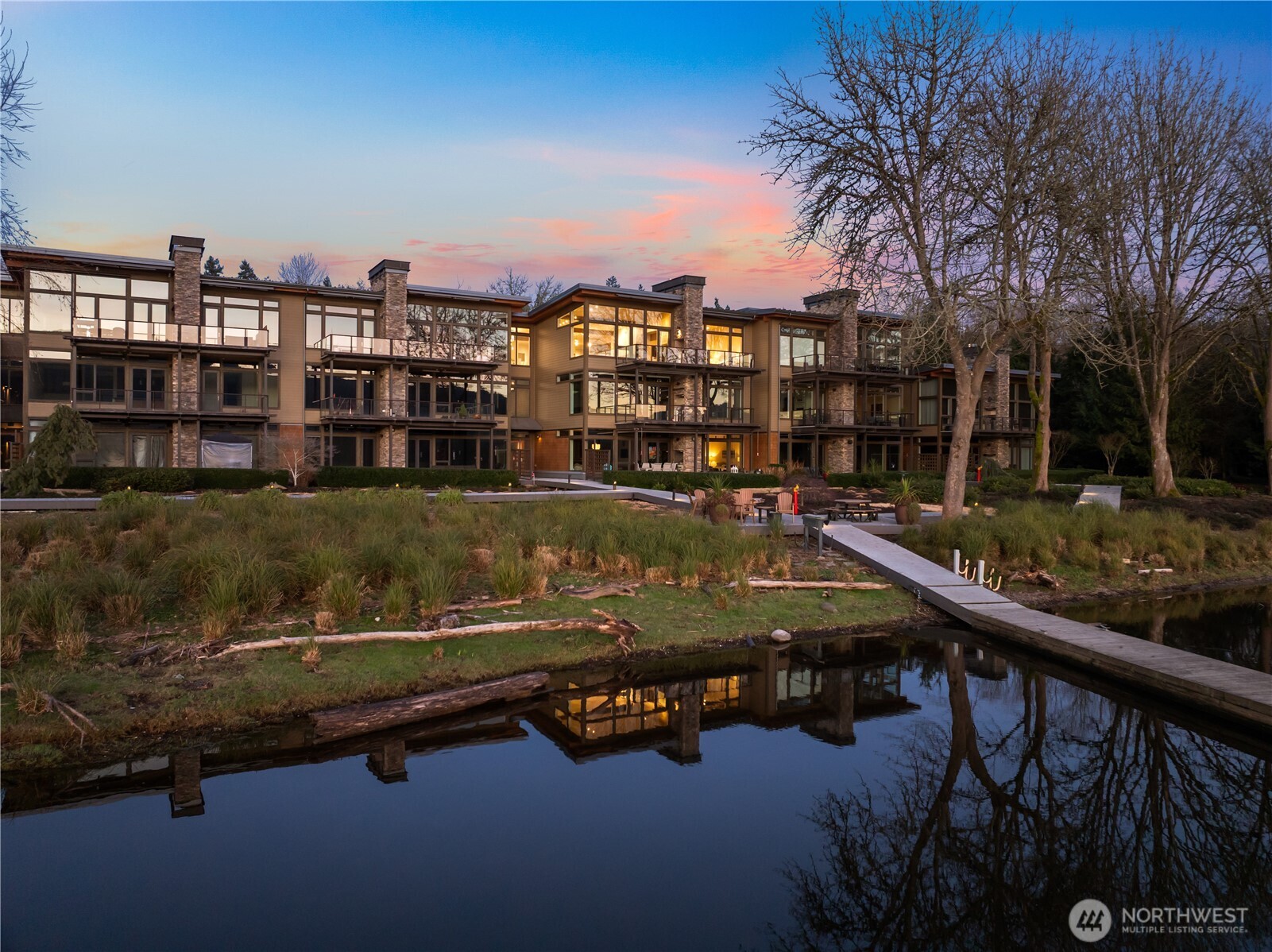 4323 E Lake Sammamish Parkway SE Unit: 4323