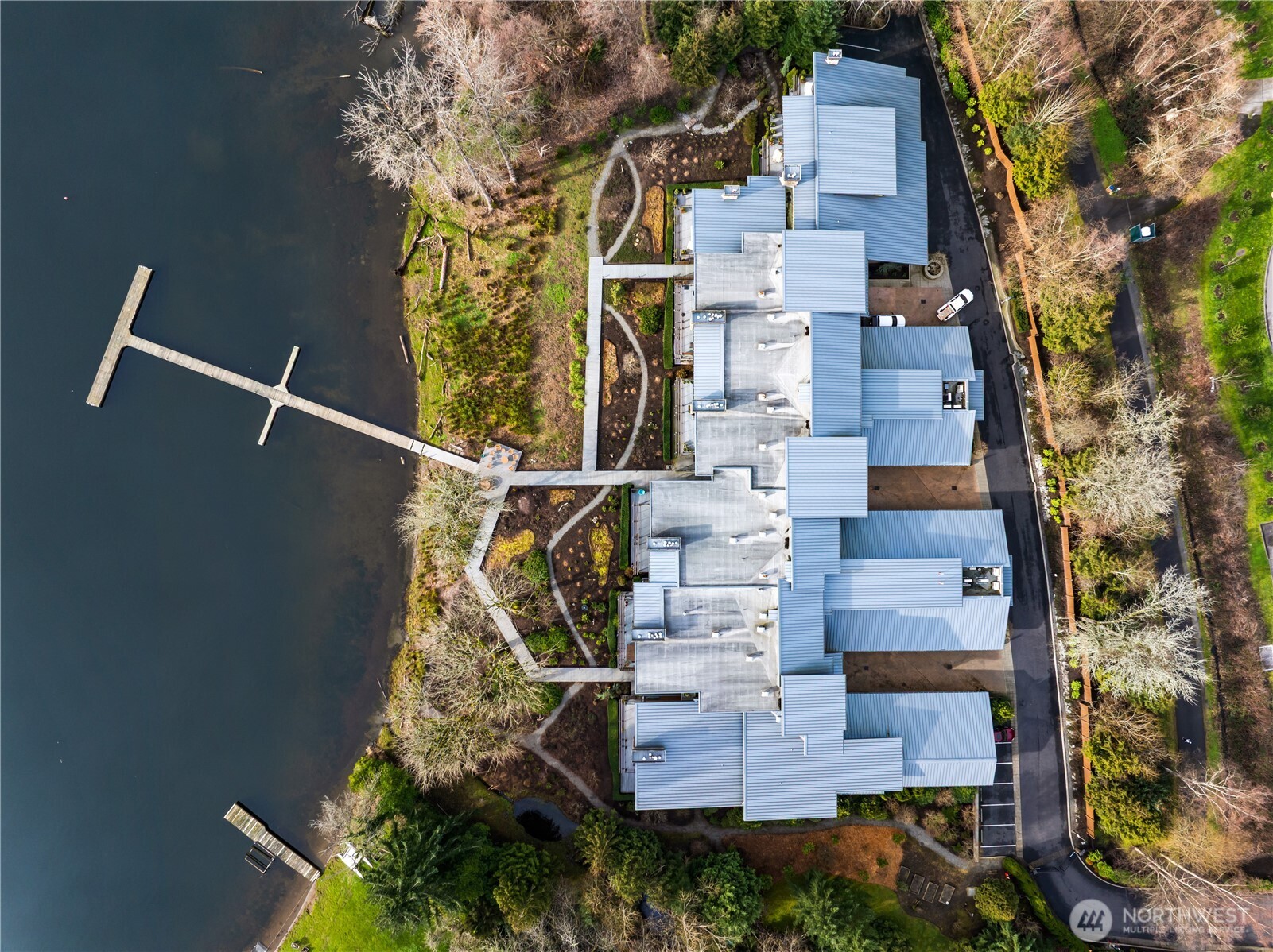 4323 E Lake Sammamish Parkway SE Unit: 4323