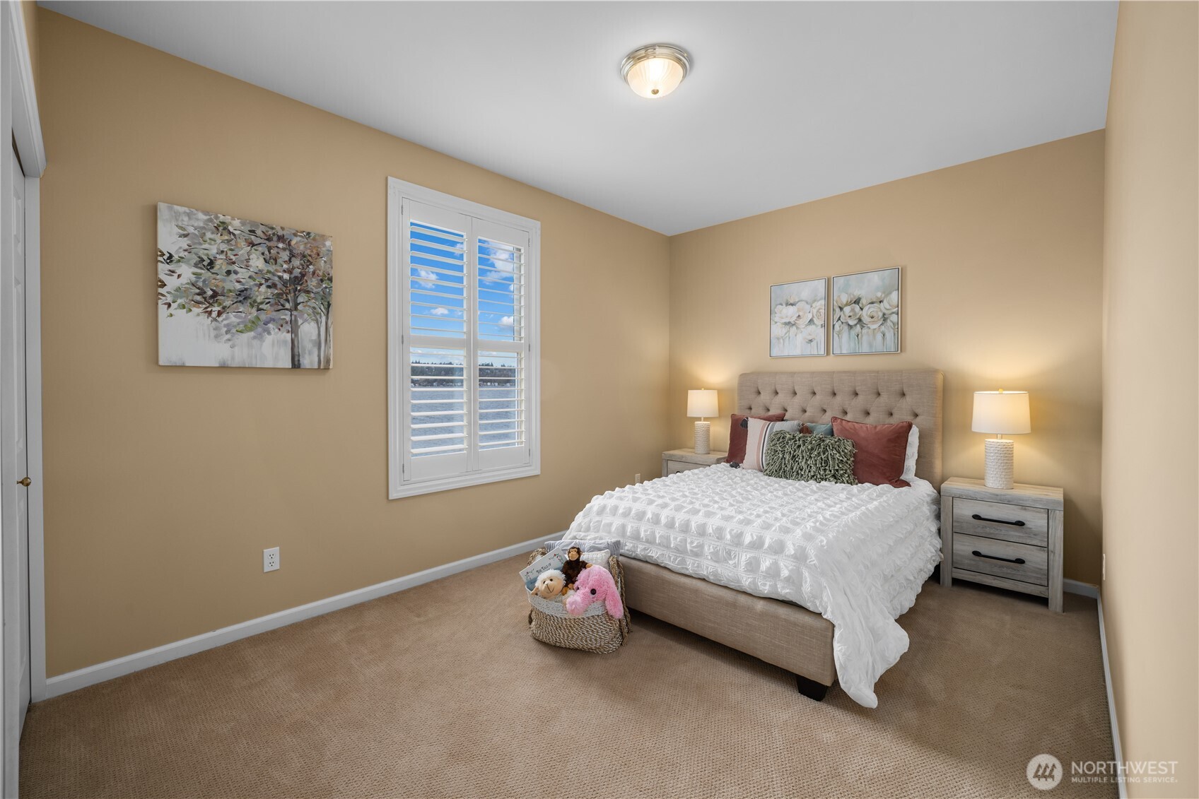 649 E Lake Sammamish Parkway SE