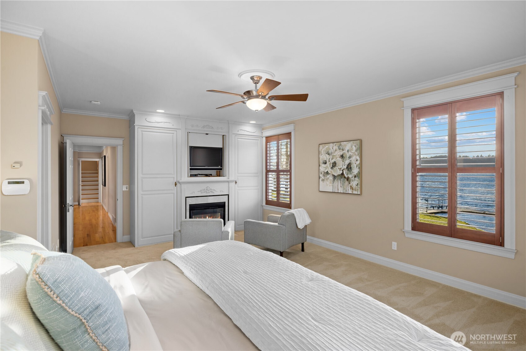 649 E Lake Sammamish Parkway SE