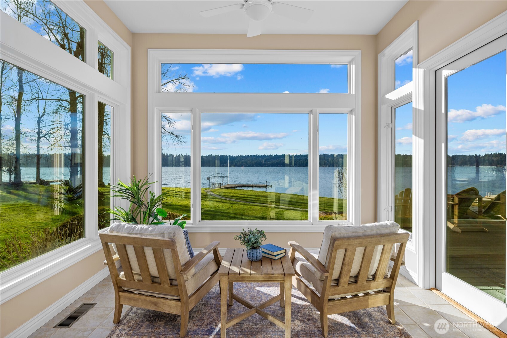 649 E Lake Sammamish Parkway SE