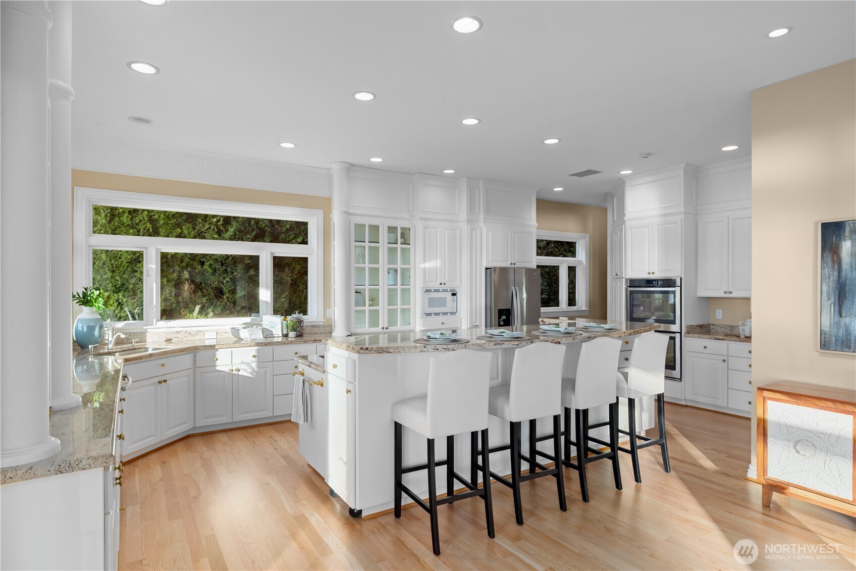 649 E Lake Sammamish Parkway SE