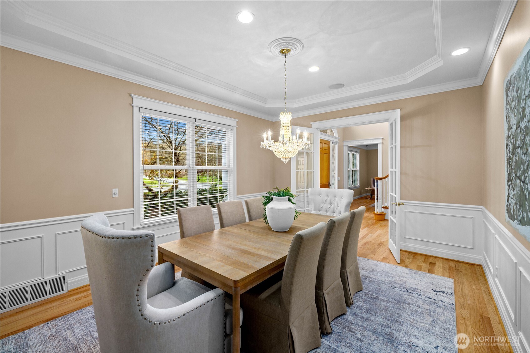 649 E Lake Sammamish Parkway SE