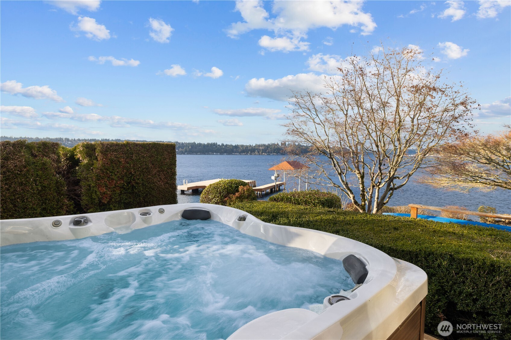 649 E Lake Sammamish Parkway SE