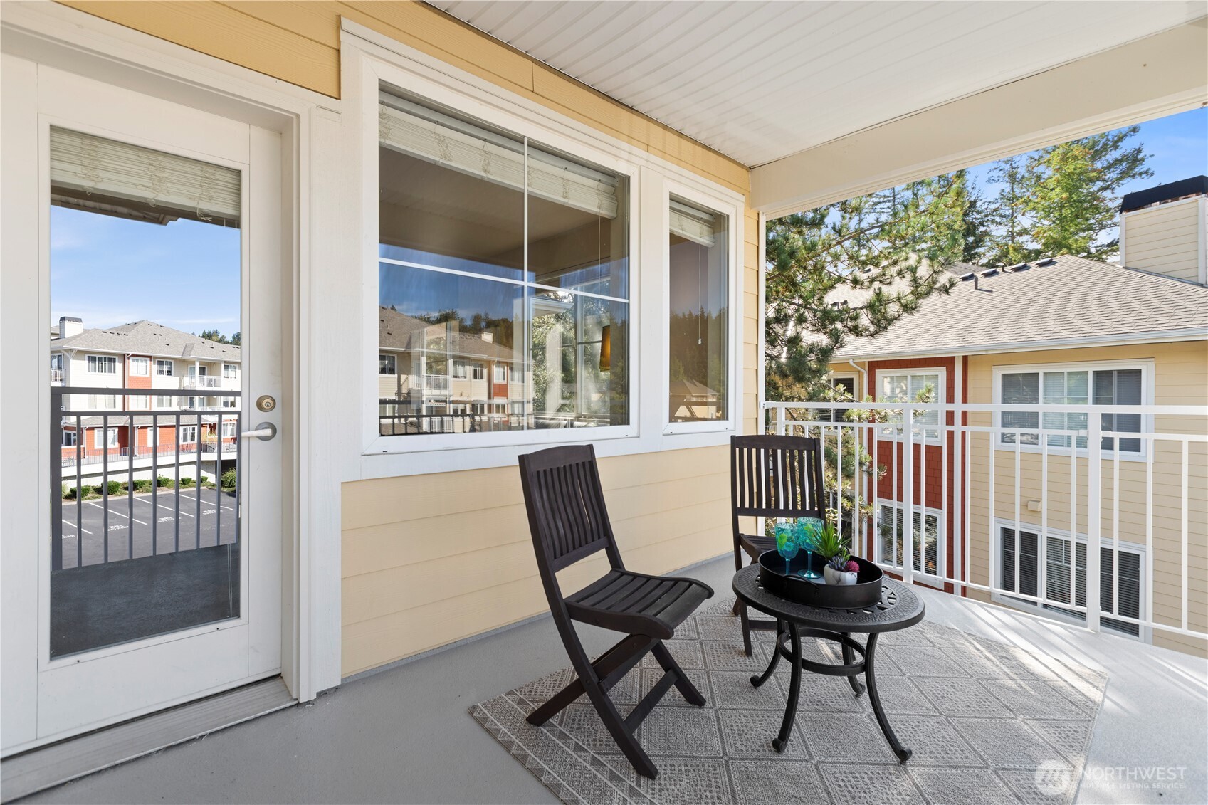 503 225th Lane NE Unit: F306