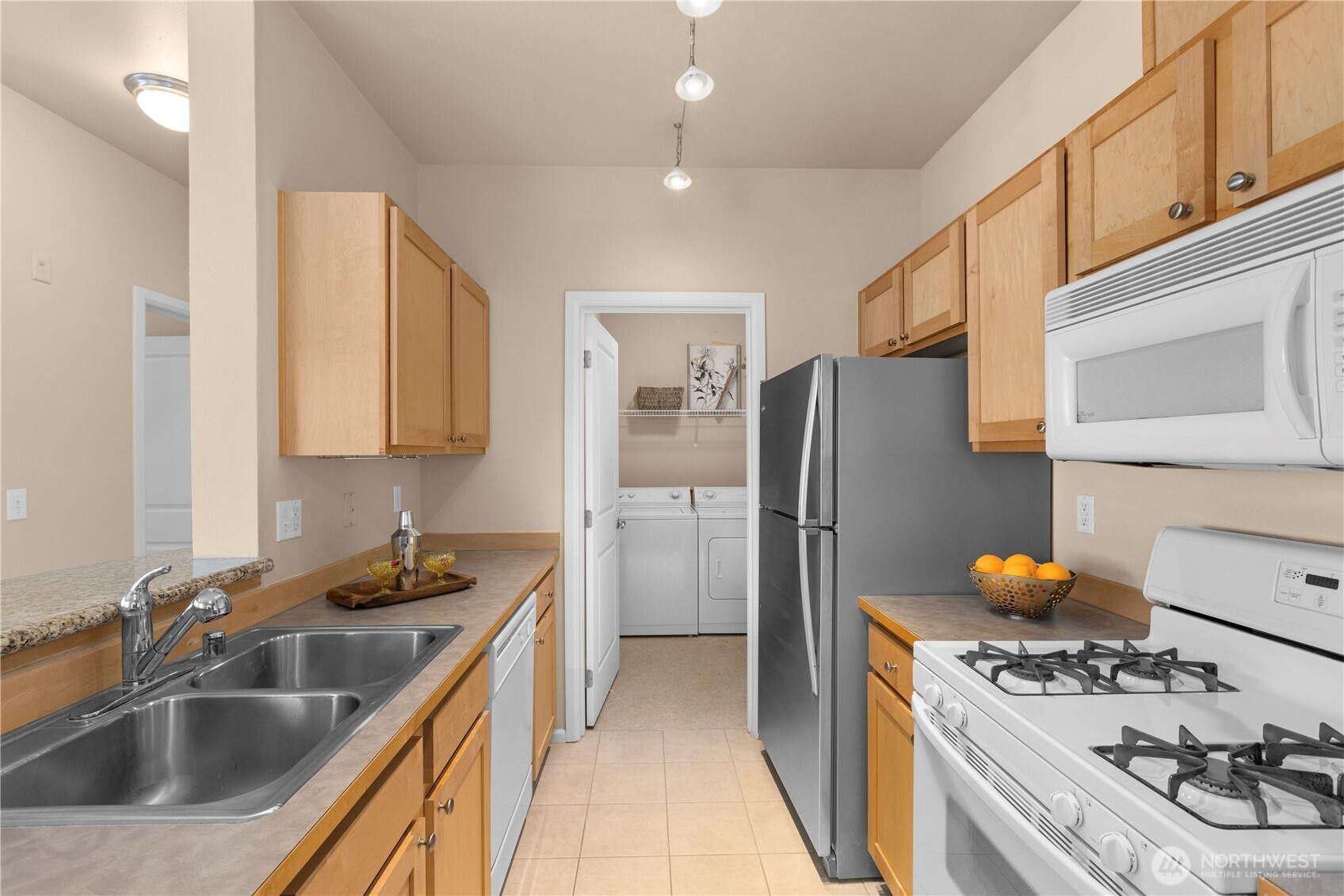 503 225th Lane NE Unit: F306