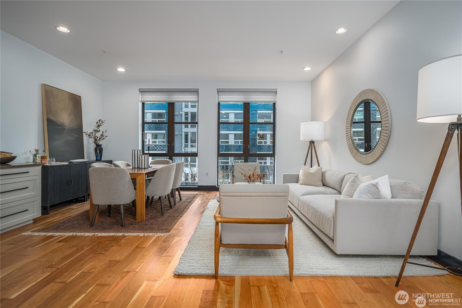 615 E Pike Street Unit: 303