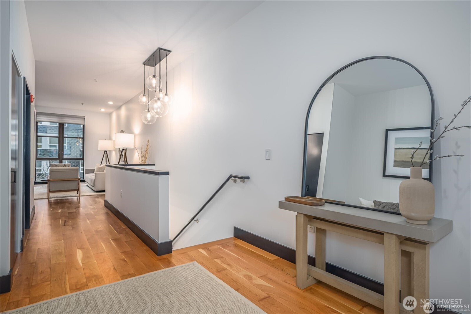 615 E Pike Street Unit: 303