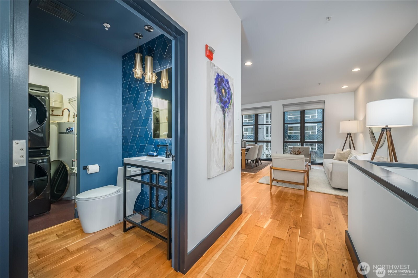 615 E Pike Street Unit: 303