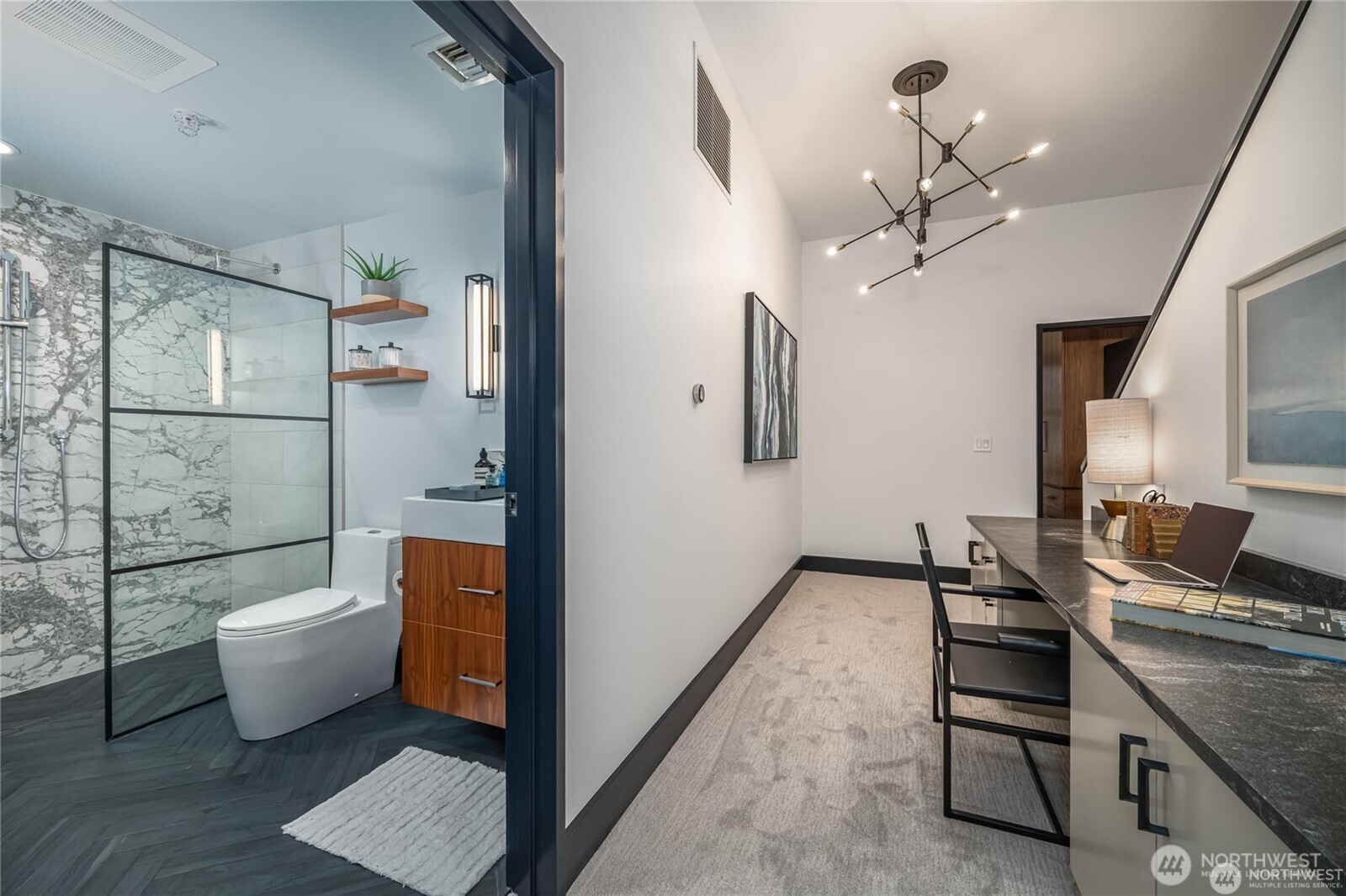 615 E Pike Street Unit: 303