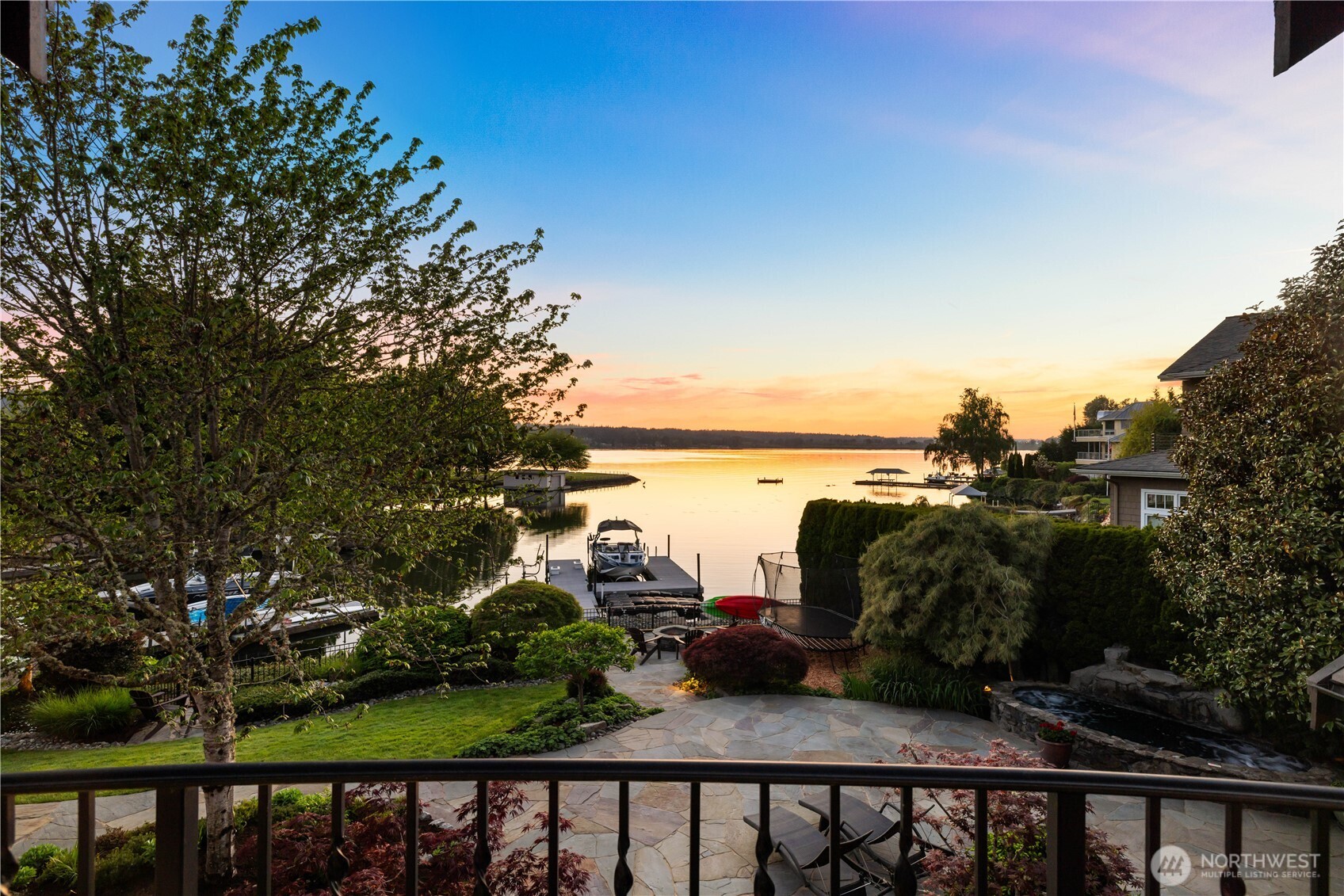 3607 E Lake Sammamish Shore Lane NE