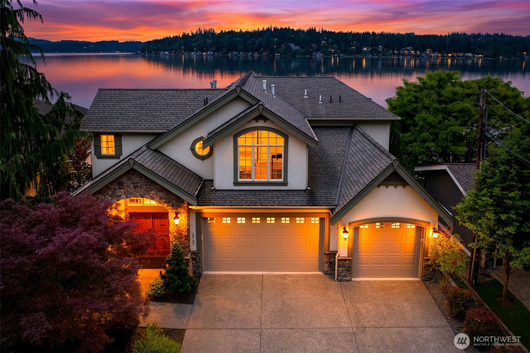 2727 E Lake Sammamish Parkway NE