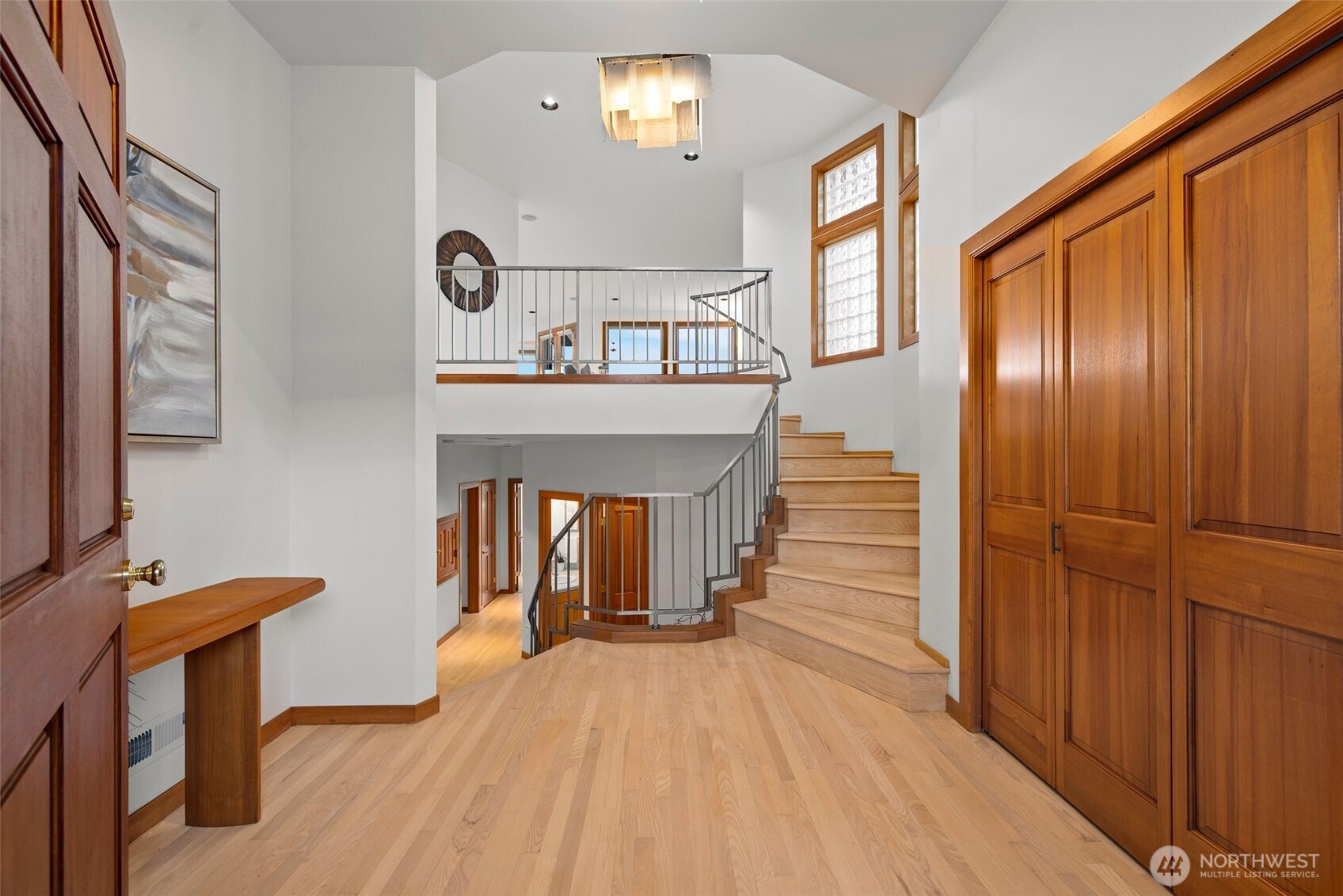 227 8th Avenue