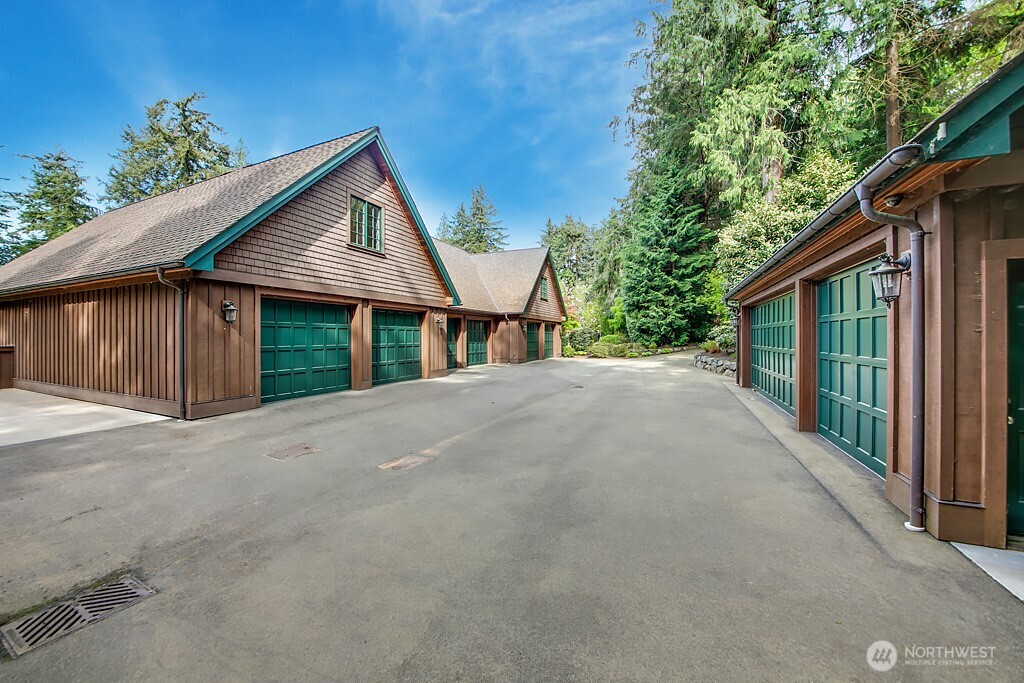 11211 Wachusett Road