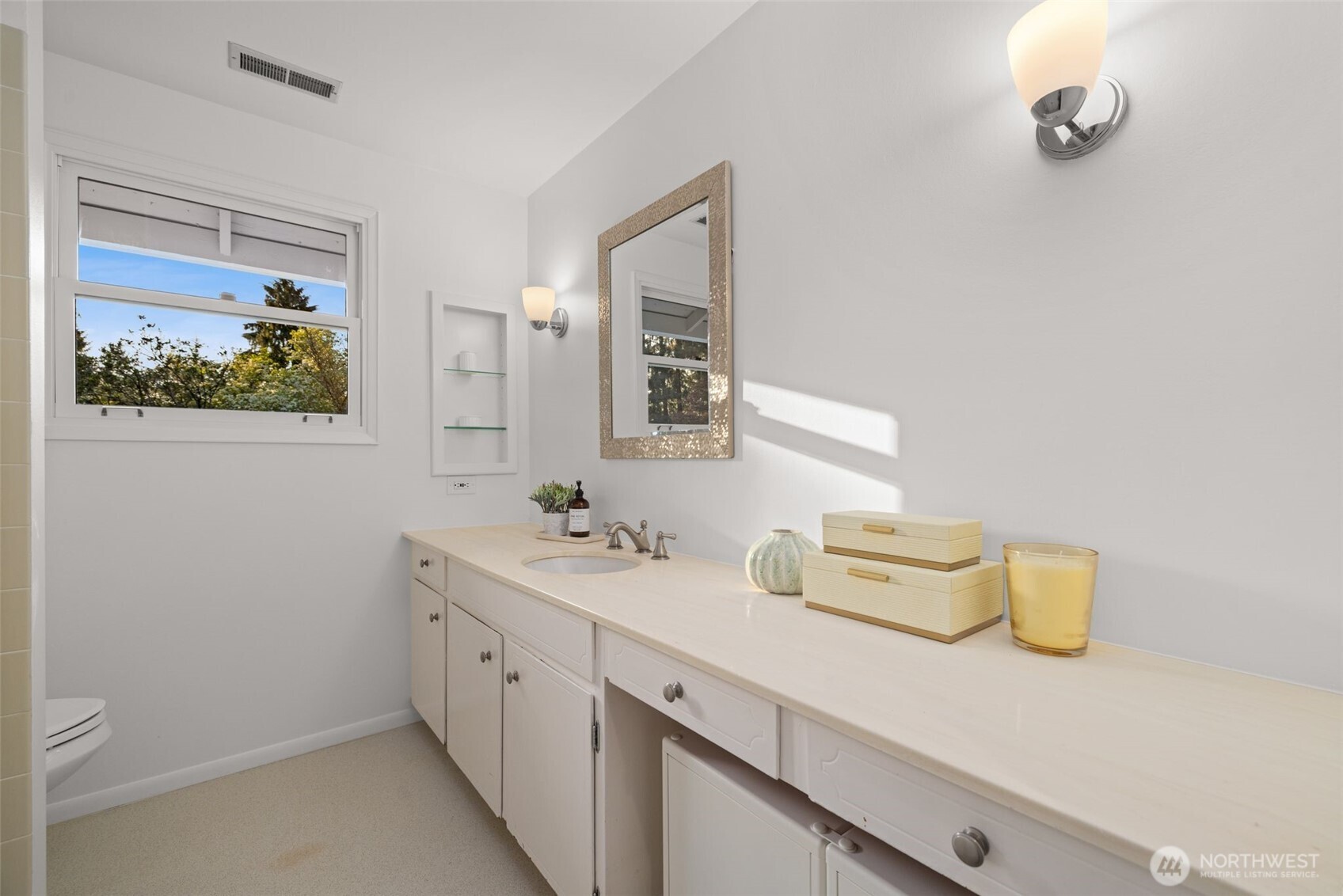 8533 SE 76th Place