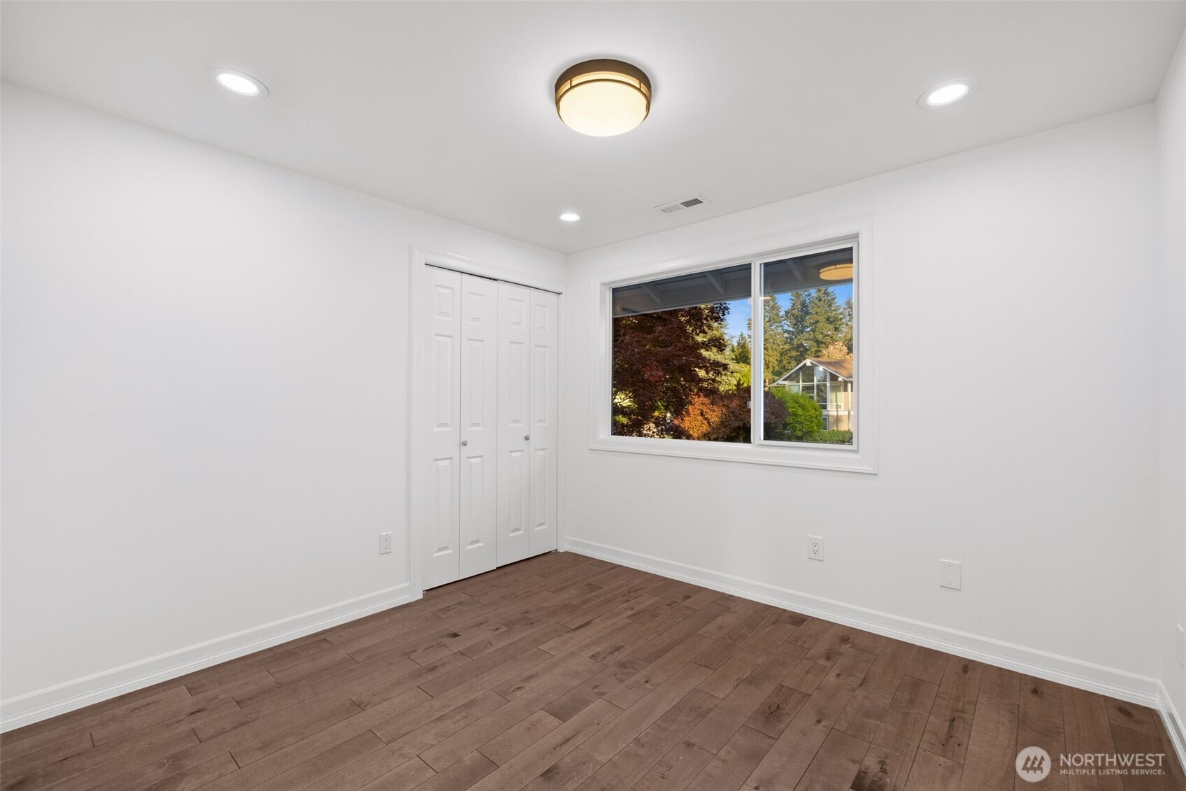 8533 SE 76th Place