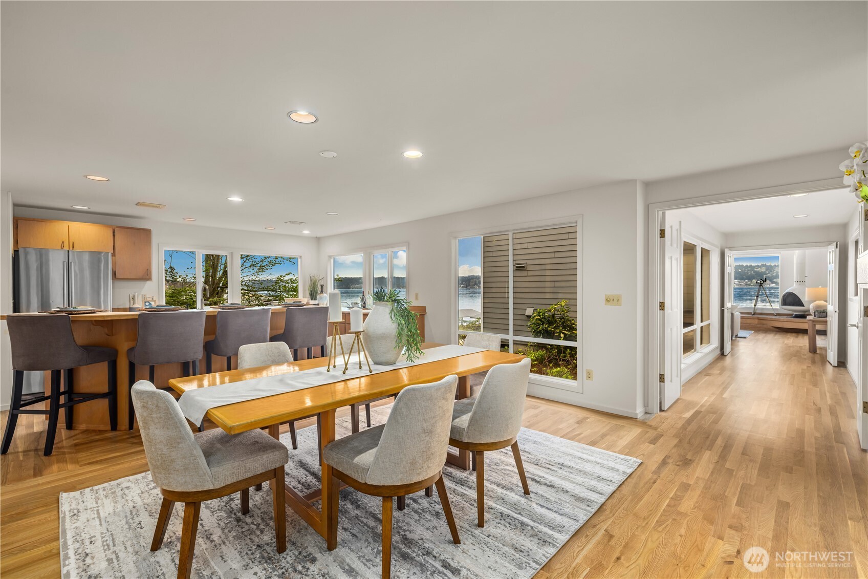 3418 W Lake Sammamish Parkway SE