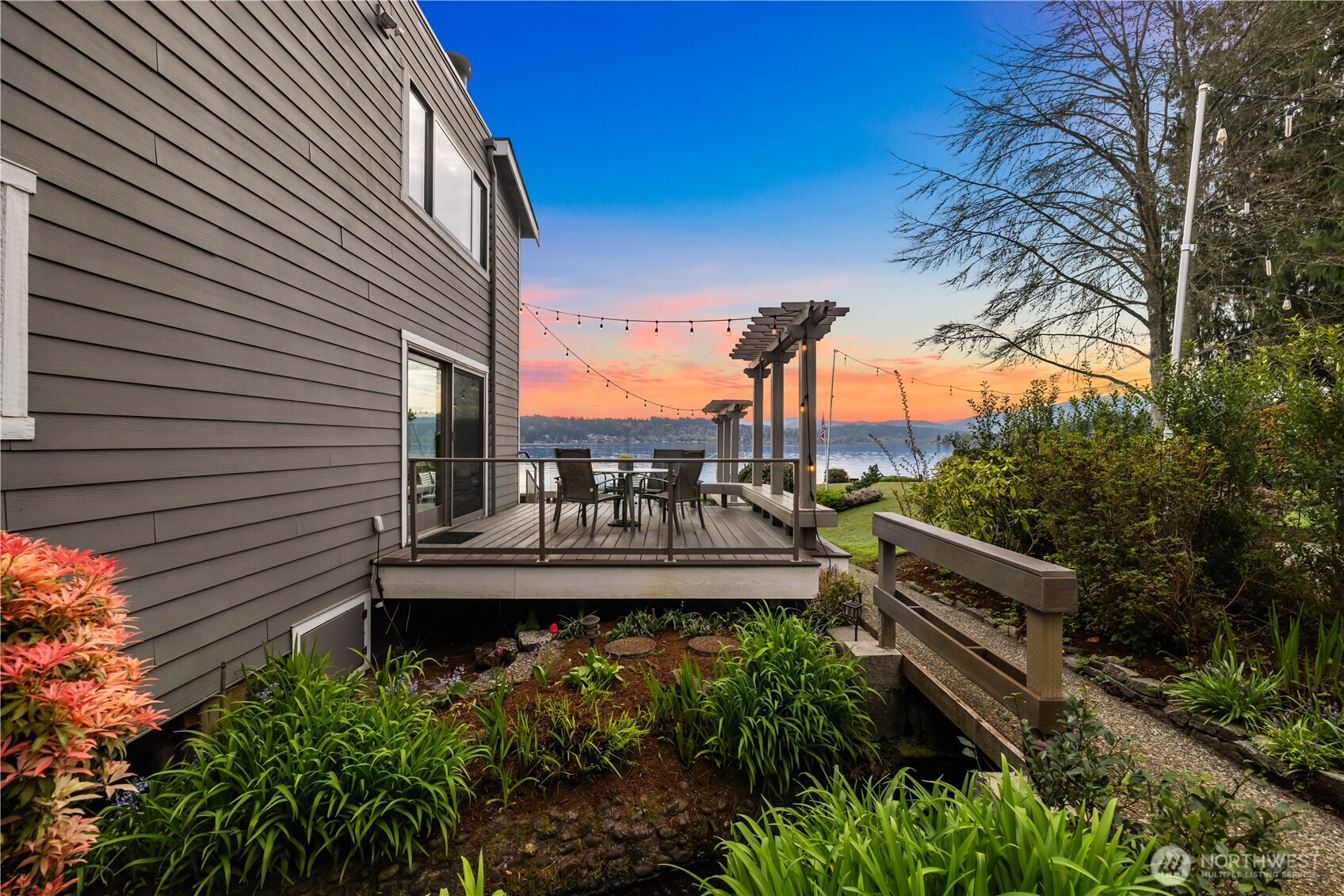 3418 W Lake Sammamish Parkway SE