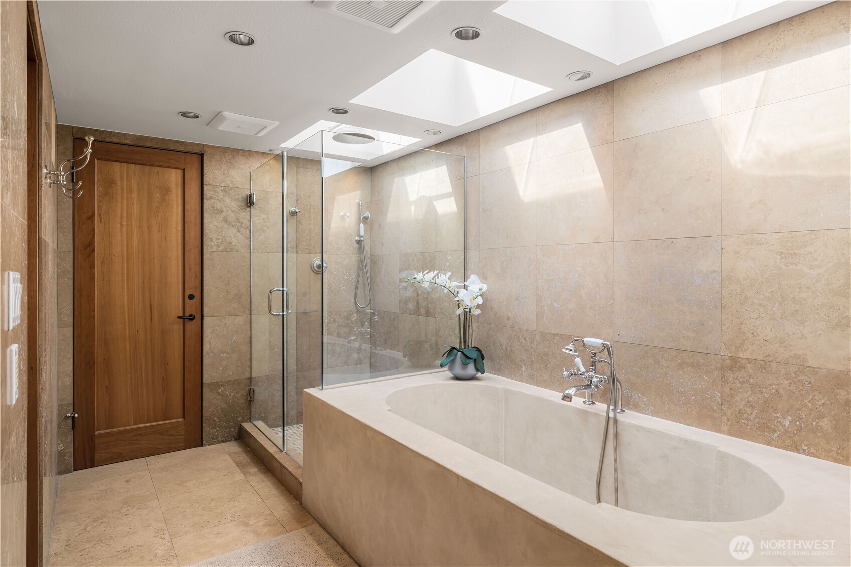 842 W Lake Sammamish Parkway SE