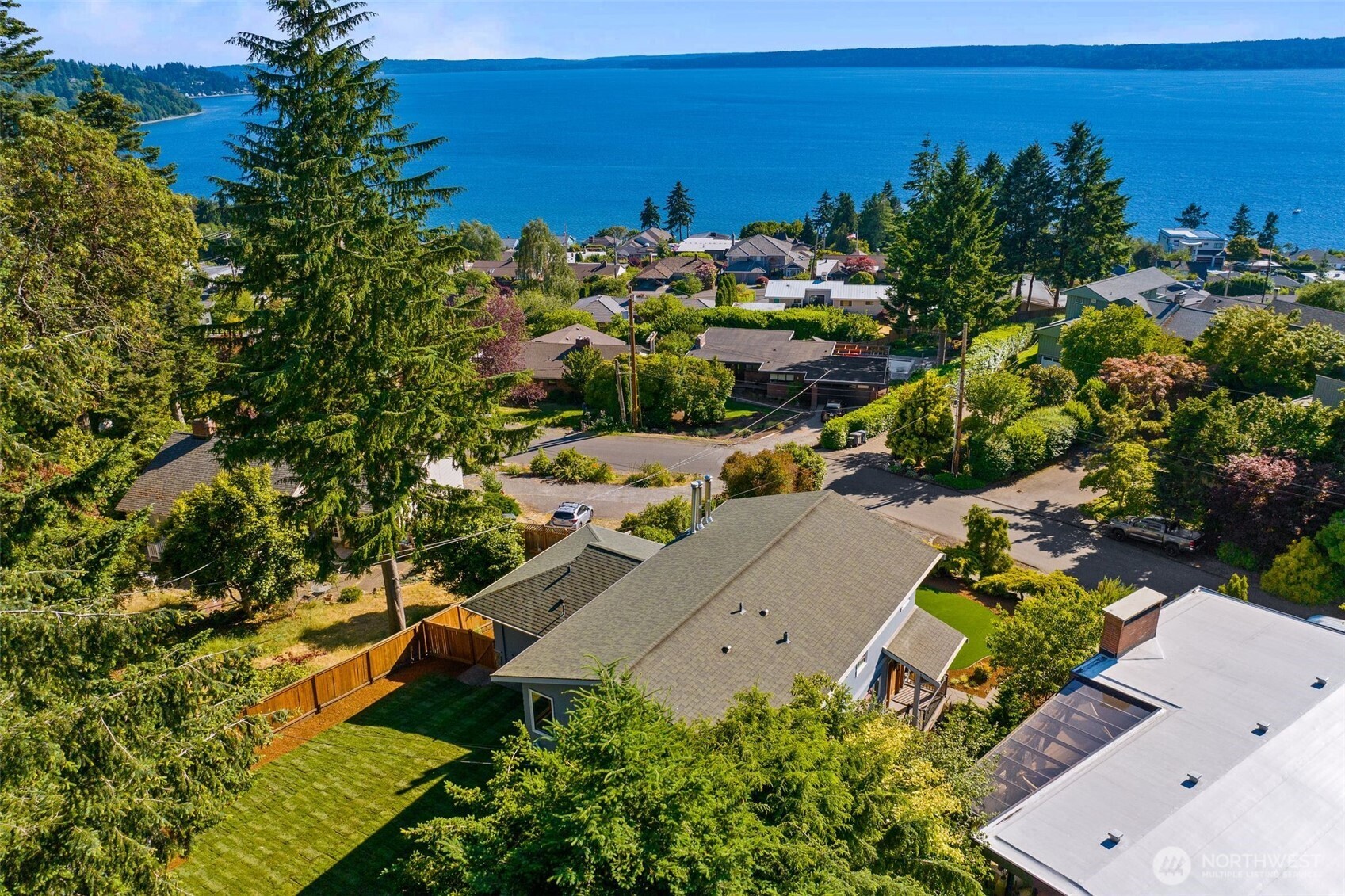 12112 25th Ave SW