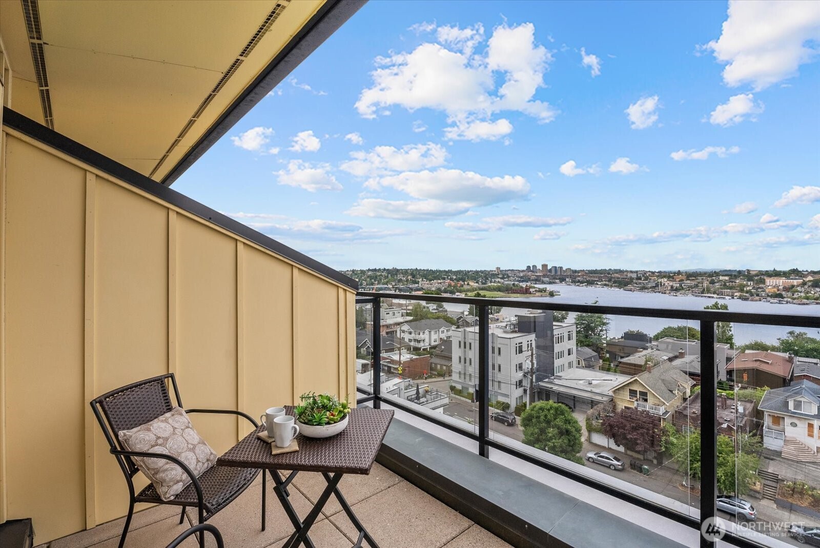 655 Crockett Street Unit: A507