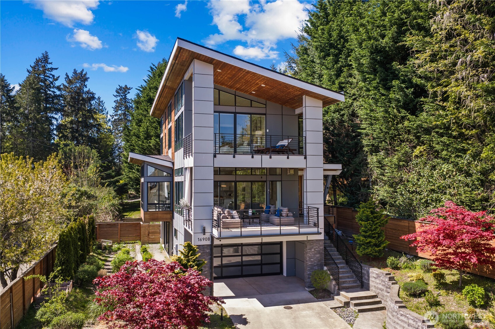 16908 SE 34th Street
