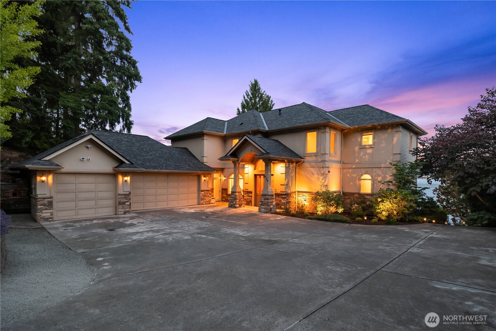 454 W Lake Sammamish Parkway NE