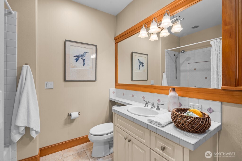 454 W Lake Sammamish Parkway NE
