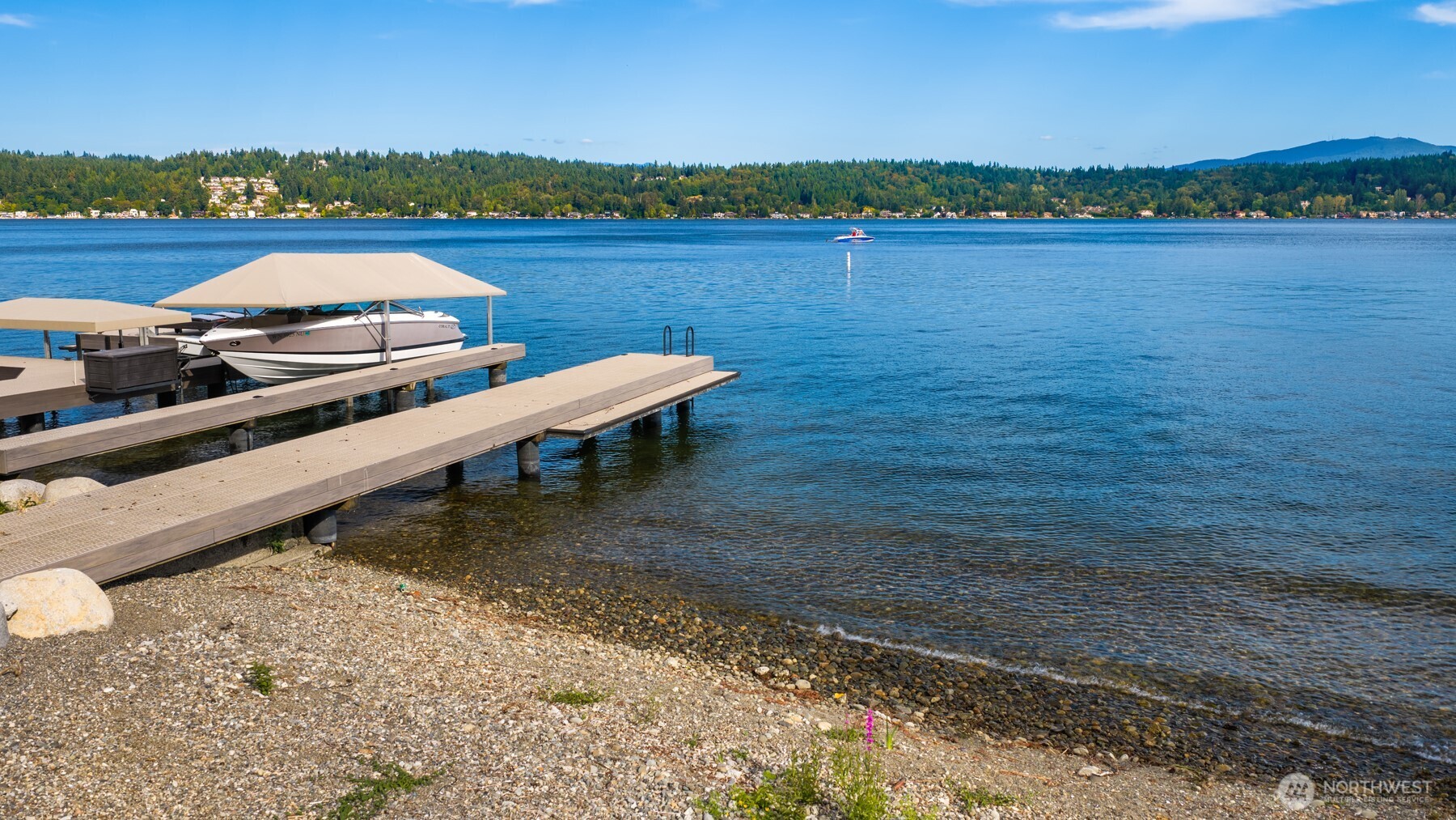672 W Lake Sammamish Parkway NE
