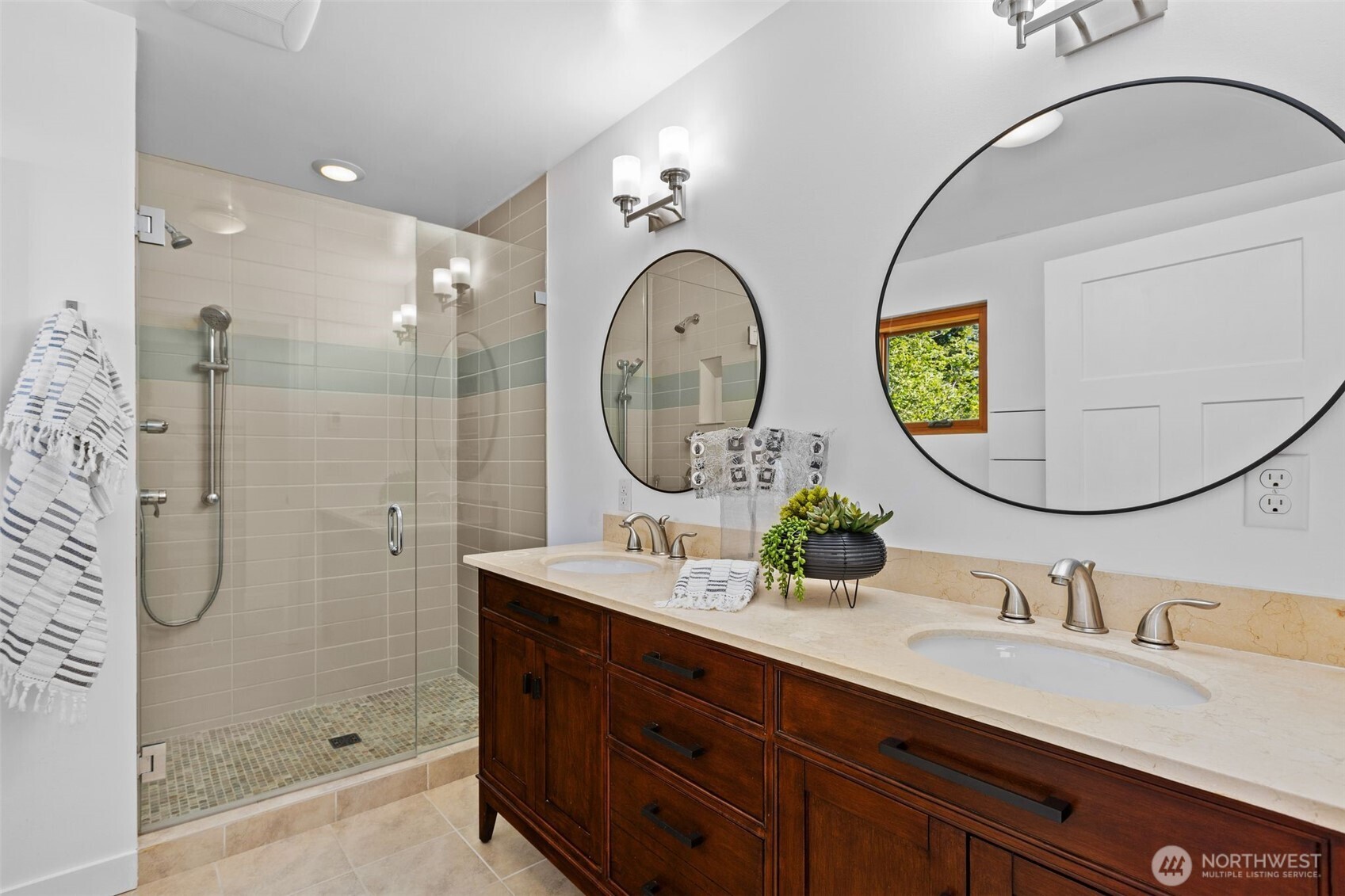 12112 25th Ave SW