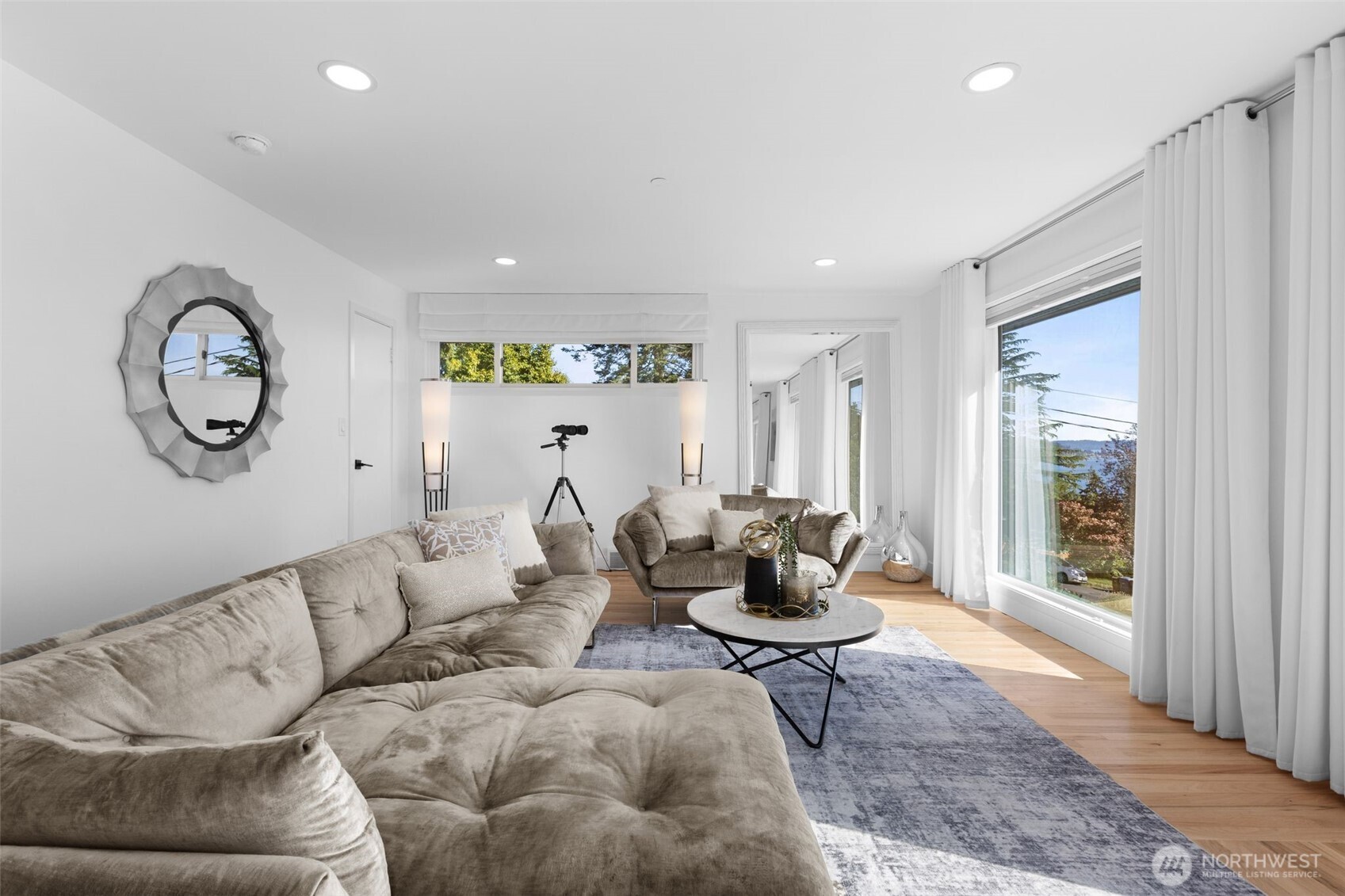 12112 25th Ave SW