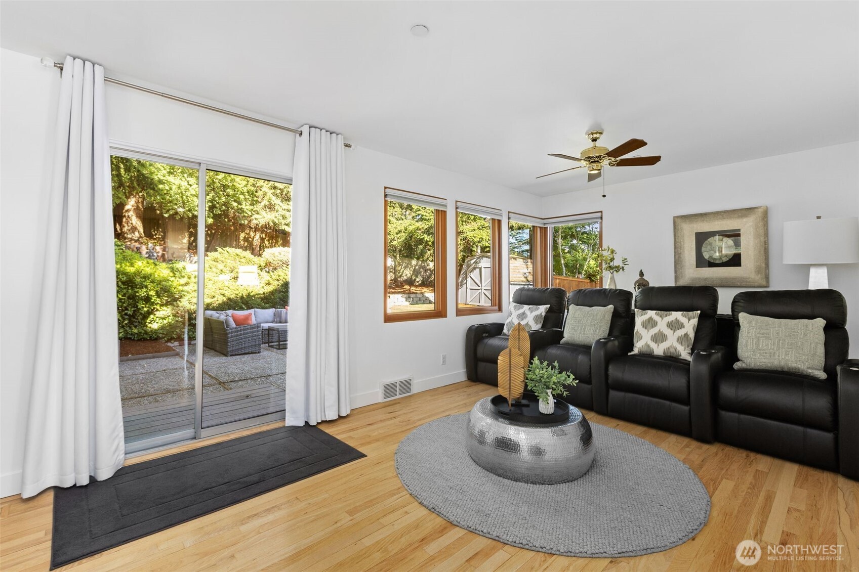 12112 25th Ave SW