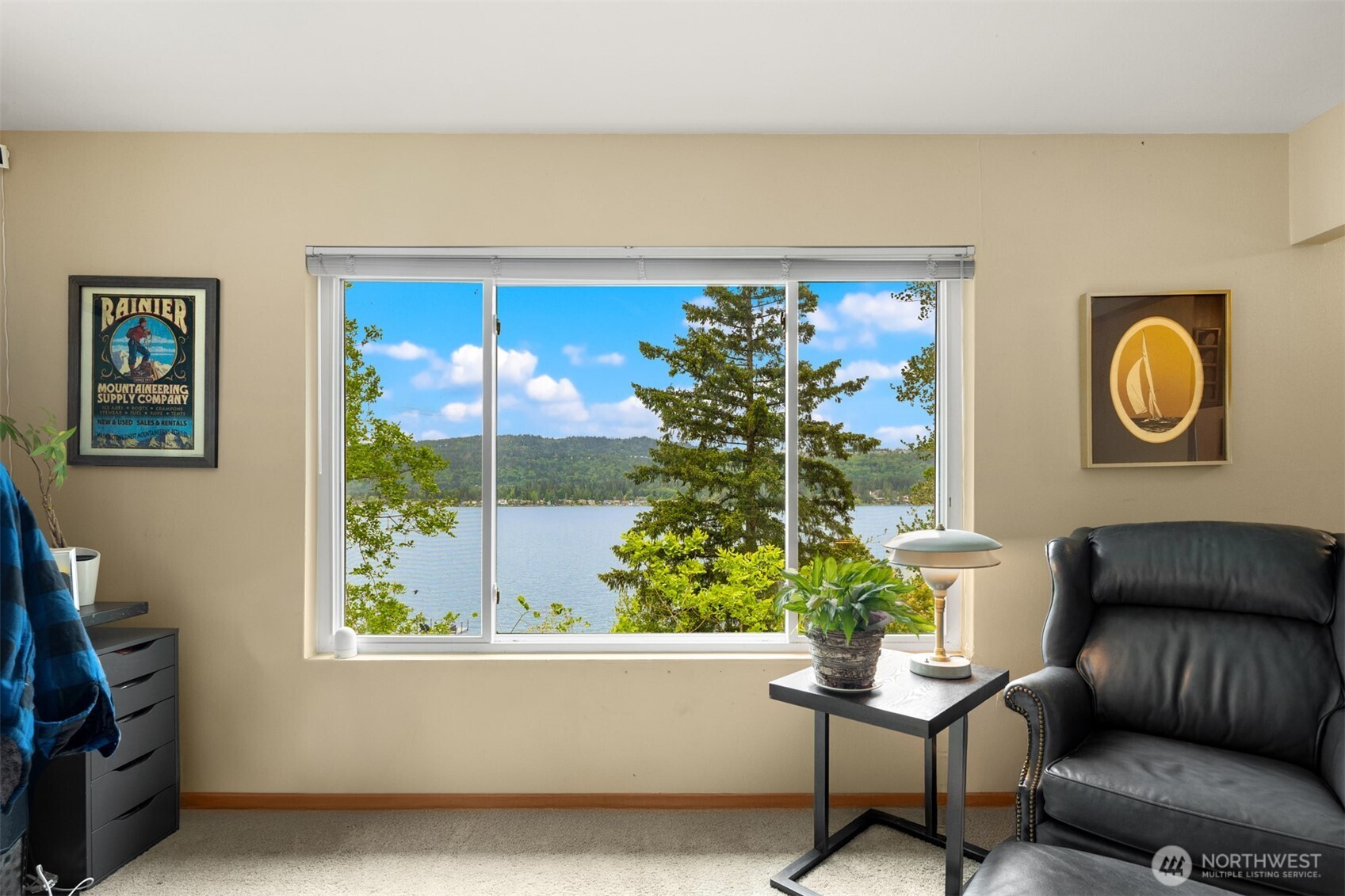 3027 E Lake Sammamish Parkway SE