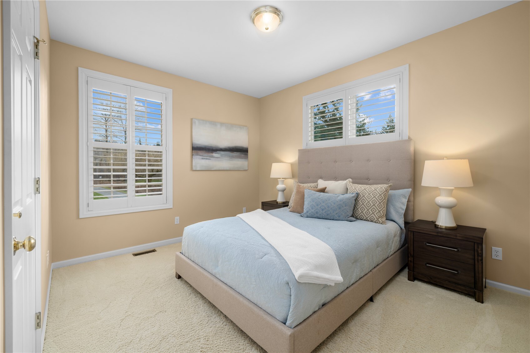 649 E Lake Sammamish Parkway SE