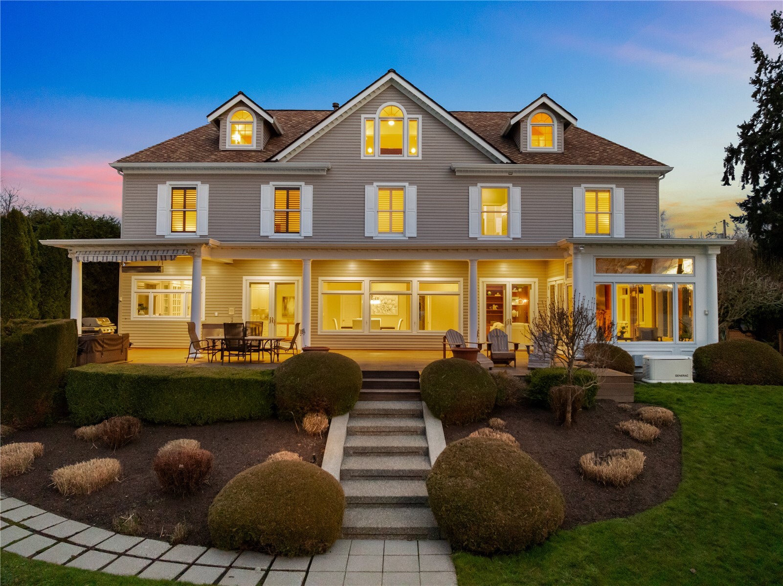 649 E Lake Sammamish Parkway SE