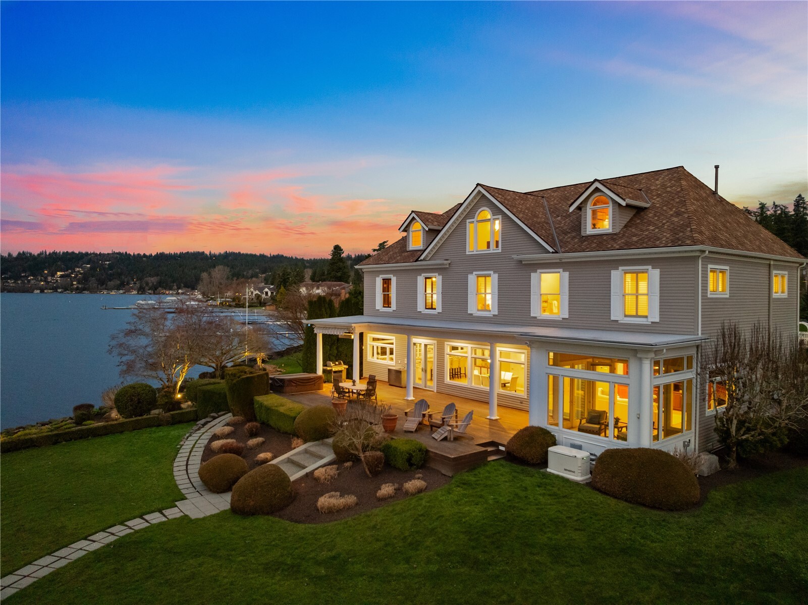 649 E Lake Sammamish Parkway SE