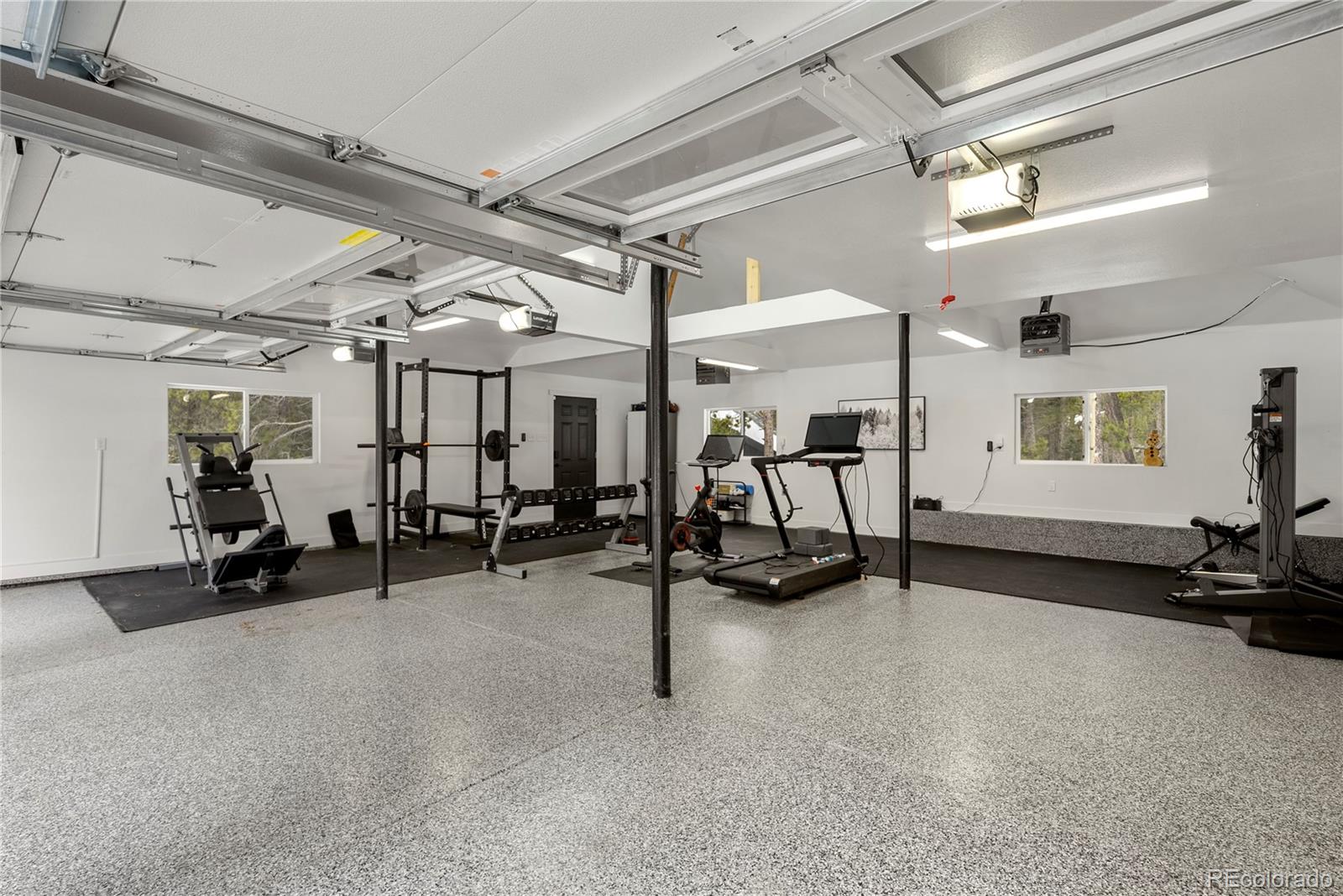 10925 Elizabeth Drive