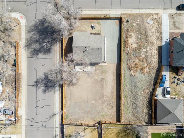 801 S Leyden Street