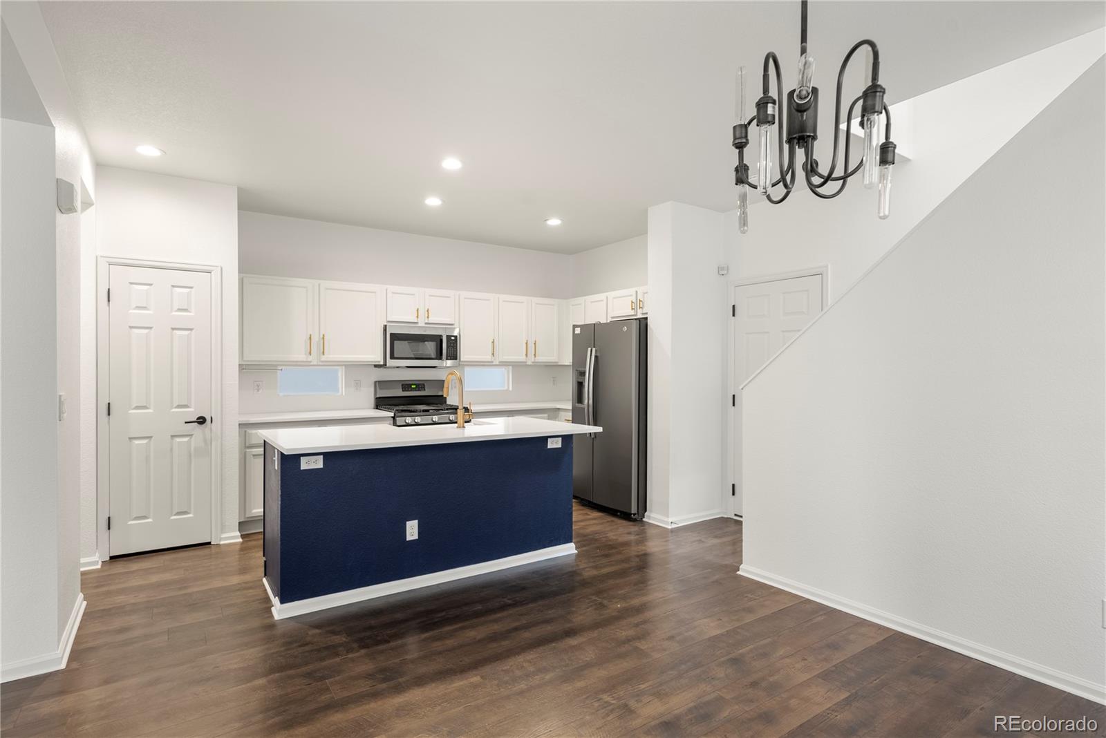 2883 Central Park Boulevard