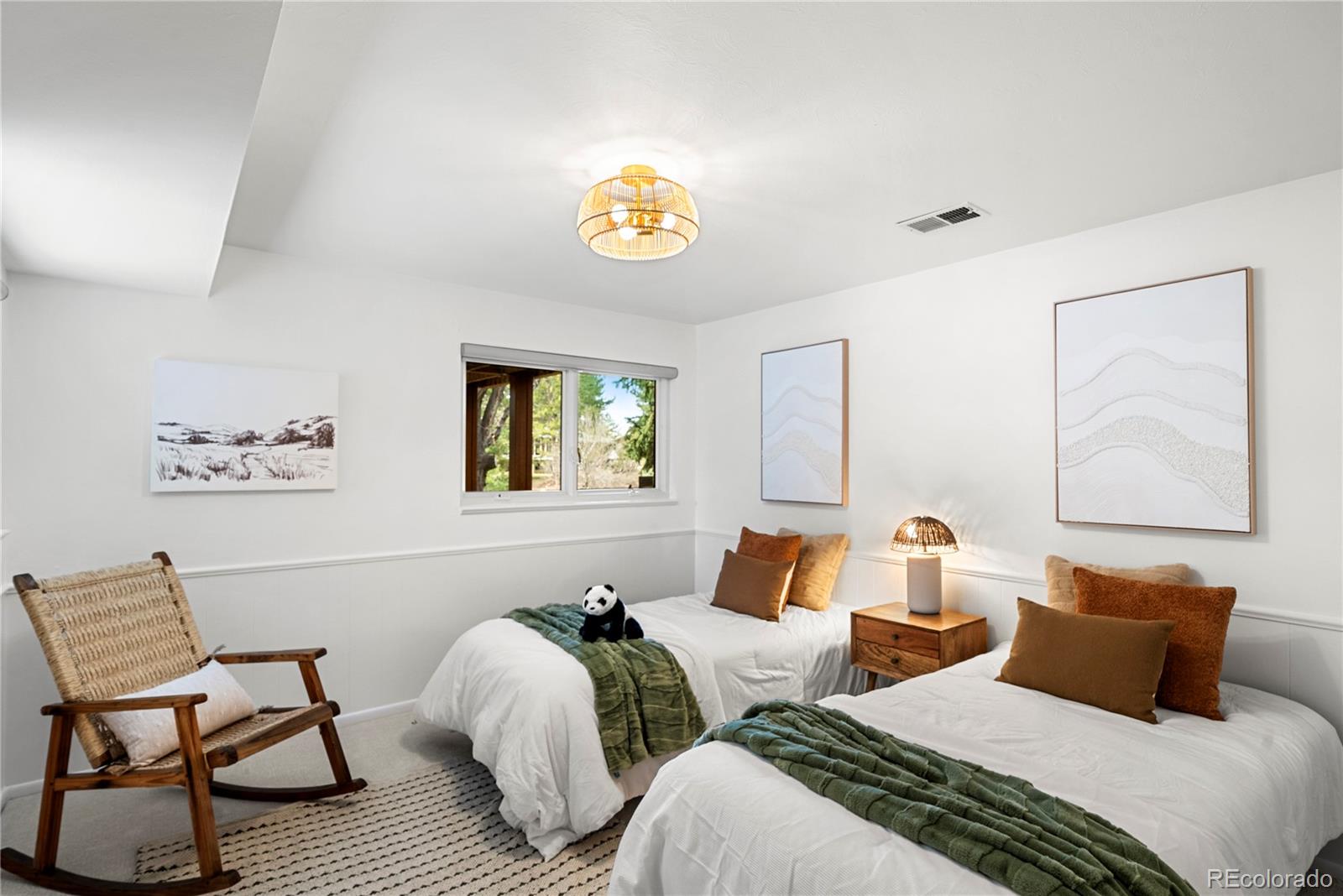 9591 E Orchard Drive