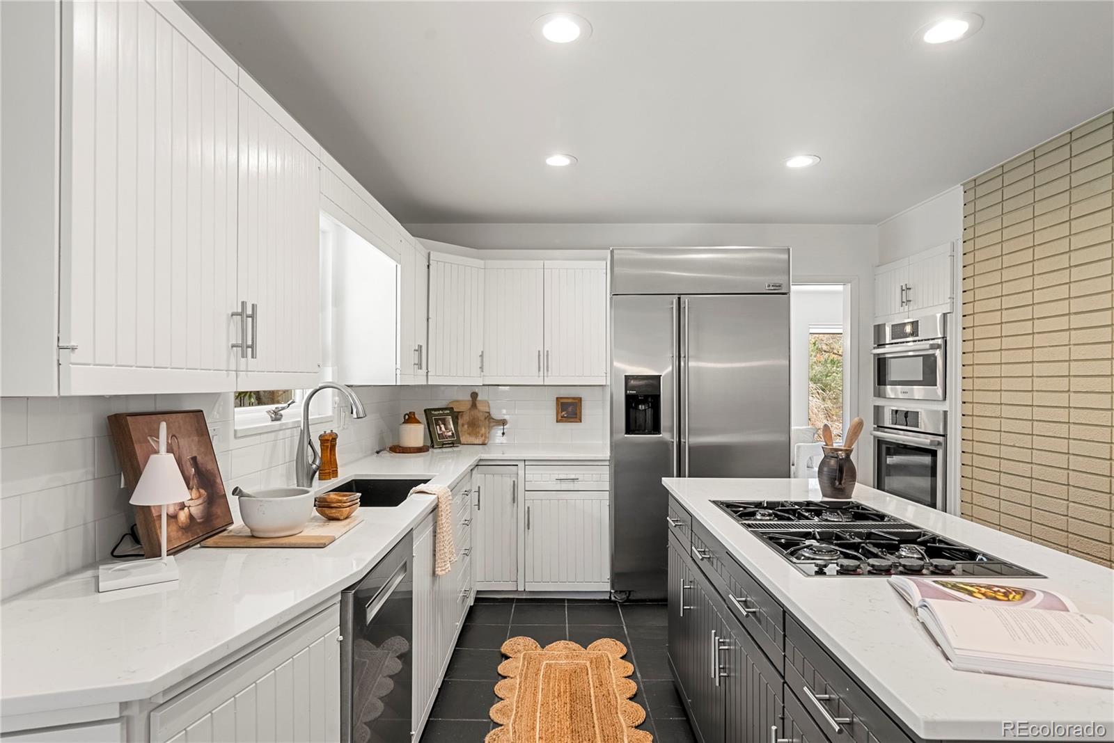 9591 E Orchard Drive