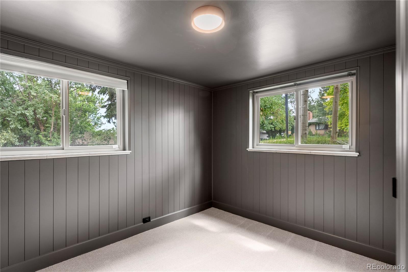 3445 S Clermont Street