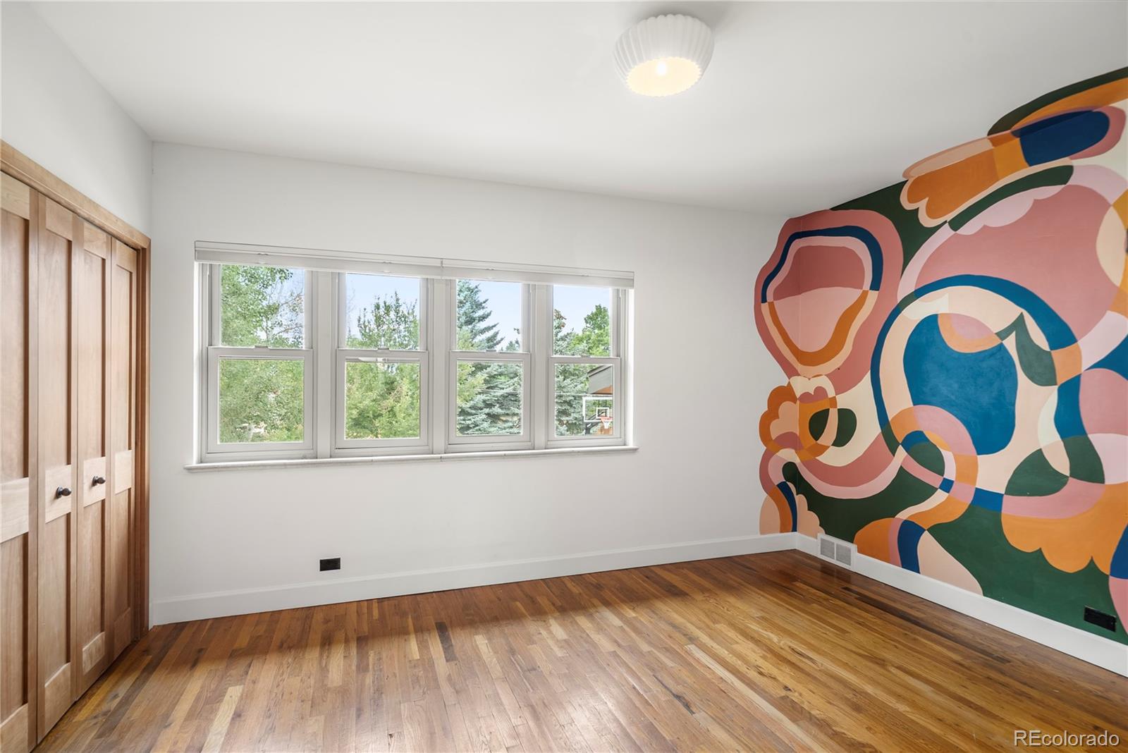 3445 S Clermont Street