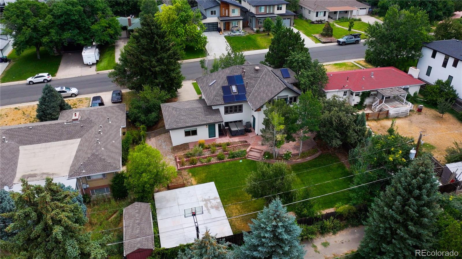 3445 S Clermont Street